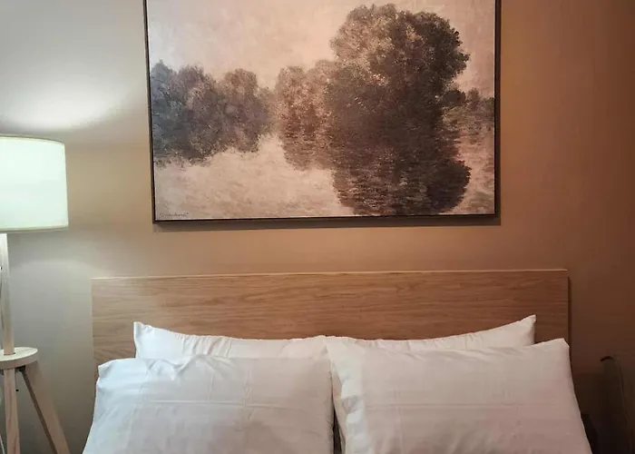Hotel 1407 Tower 1 Shore 2 5*