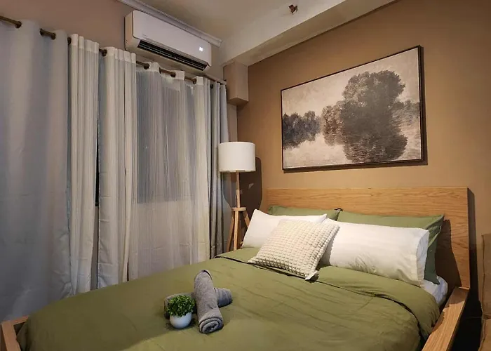Hotel 1407 Tower 1 Shore 2 Manila